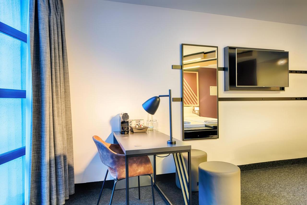 B&B Hotel Muenchen-Hbf エクステリア 写真