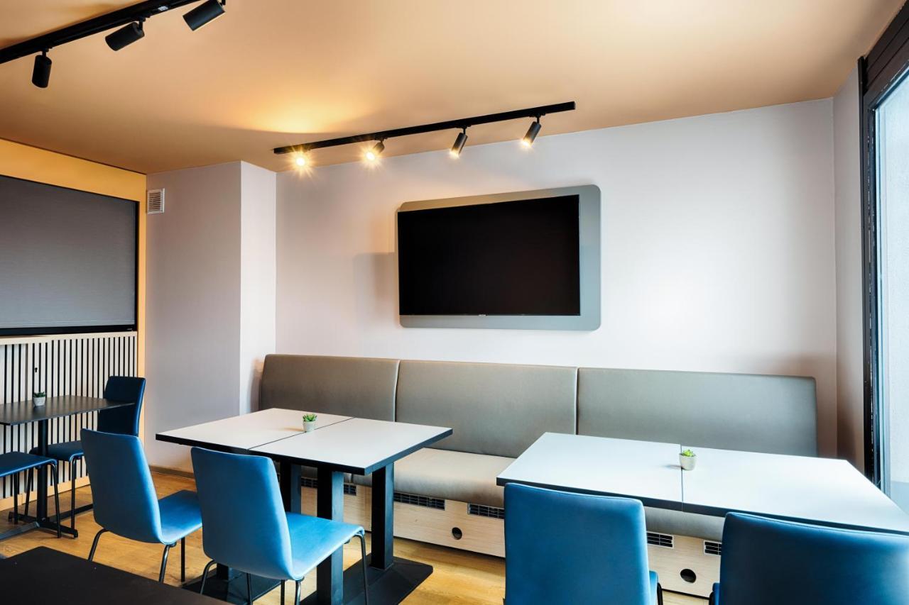 B&B Hotel Muenchen-Hbf エクステリア 写真